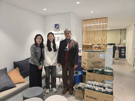 Donating winter kits to Miracle OK School